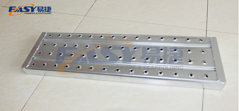 Tablón de andamio de metal resistente para uso industrial